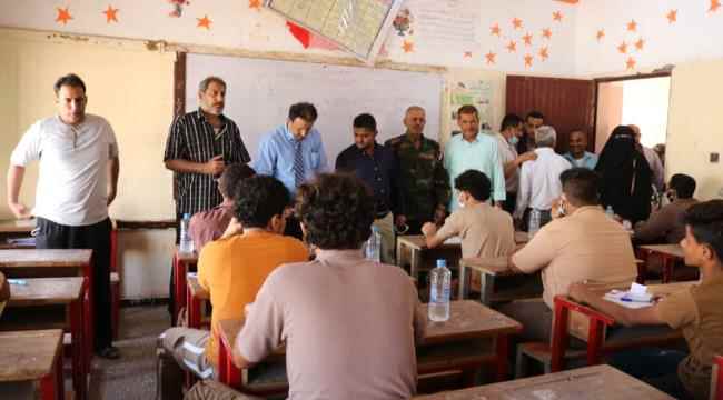 معاوية والمحضار يدشنان اختبارات التعليم الثانوي ٢٠٢٠ -٢٠٢١ م بالشيخ عثمان 