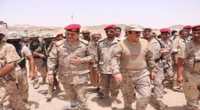 اكاديمي يمني : مشكلة إطالة الحرب سببها فساد الشرعية وخيانة الإخوان 