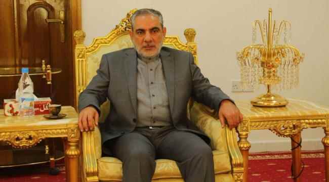 زيارة سفير إيران لجامعة صنعاء تثير غضبًا يمنيًا..والحكومة: محاولة لتسميم عقول الشباب