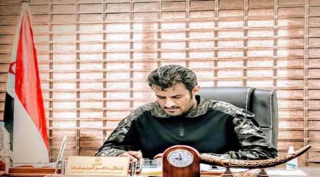 قائد قوات الحزام الأمني يعزي بوفاة العميد عبدالله الحوتري المرقشي