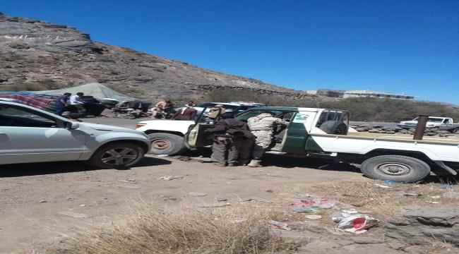 القوات الجنوبية تلقي القبض على عناصر حوثية بينهم قيادي في احدى النقاط العسكرية شمال الضالع 