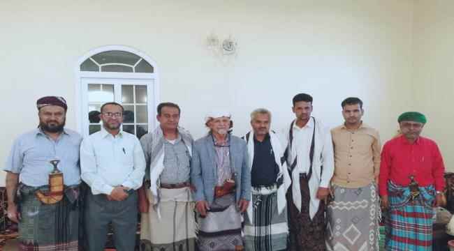 قيادة منسقية الانتقالي في كلية التربية بيافع تزور المرجعية الجنوبية وعضو  هيئة الرئاسة بالانتقالي الشيخ عبدالرب النقيب
