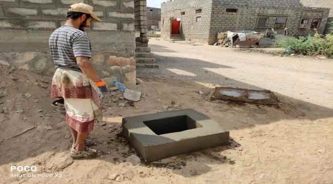 تواصل العمل في مشروع تركيب شبكة الصرف الصحي في حي المقبابة بمودية