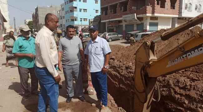 مدير عام المنصورة يدشن مشروع تحسين البنية التحتية للصرف الصحي بشارع جميلة بوحيرد