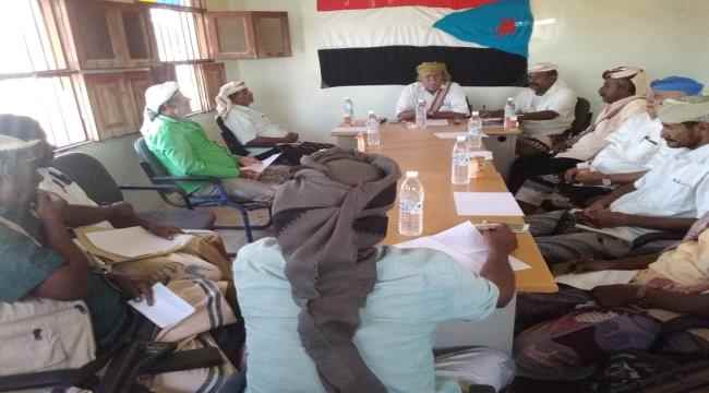 أبين : تنفيذية انتقالي احور تقر عدداً من القرارات لسير عمل المجلس بالمديرية