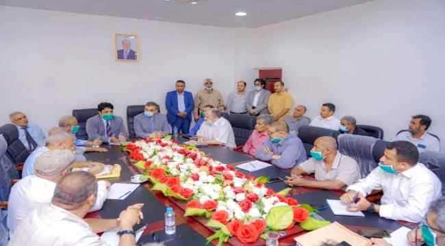 لملس يلتقي وزير الكهرباء ويوجه برفع مستوى الخدمة