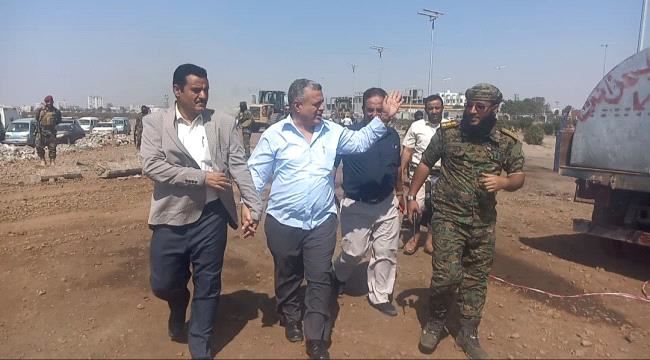 مدير المنصورة يشيد بجهود البرنامج السعودي لتنمية وإعمار اليمن لتمويله العديد من المشاريع الخدمية والتنموية
