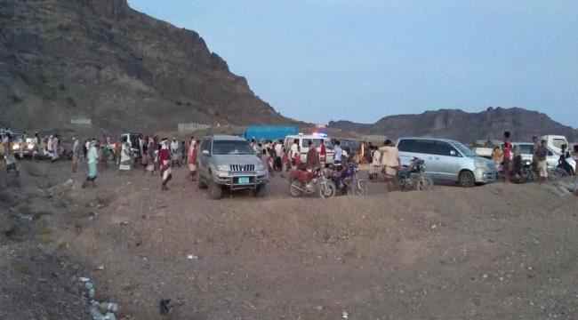 المئات من ابناء الحواشب يشيعون جثمان الدكتور أمين عباس المسهري الى مثواه الأخير