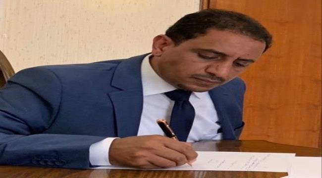 صحفي يمني يحذر من فتح مطار صنعاء