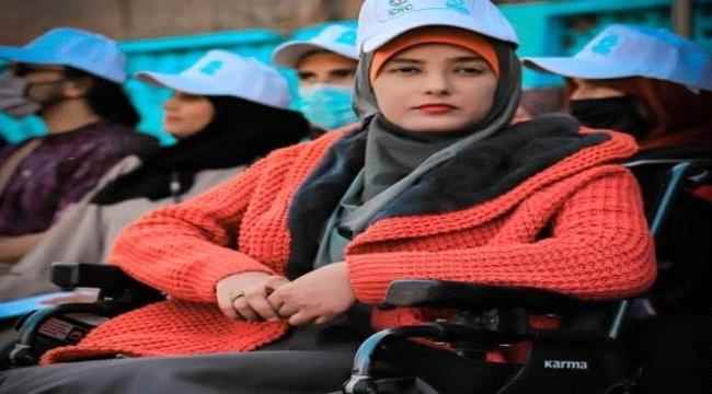 استاء واسع بعدن بسبب منع ناشطة من ذوي الاحتياجات الخاصة من دخول كافية لحضور اجتماع