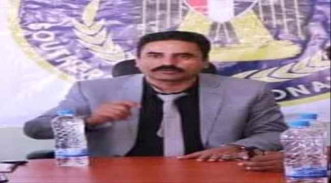رئيس انتقالي #شبوة يصرف منحة 5 مليون ريال لـعزل عتق ويوجة بشراء اسطوانات اكسجين لمستشفى عزان
