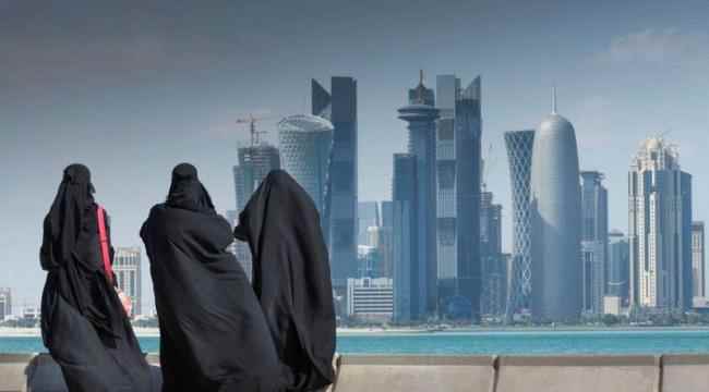 عرض الصحف البريطانية.."النساء في قطر يعشن في ظل نظام تمييز عميق"