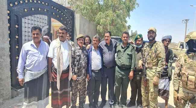 مدير أمن عدن يزور الدكتور خالد الجرادي ويعد بإجراءات صارمة ضد المخالفين