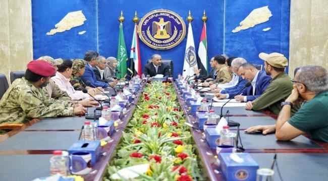 العرب اللندنية : قيادات المجلس الجنوبي تسد فراغ مغادرة الحكومة اليمنية لعدن