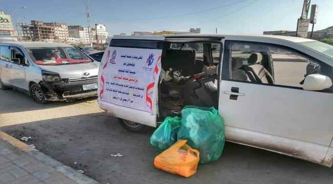 مبادرة بصمة طبيب بالتعاون مع مؤسسة إنقاذ للتنمية يدشنان حملة كسوة لأجى بالعاصمة عدن