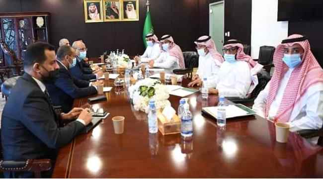 تفاصيل لقاء جمع وفد الانتقالي التفاوضي مع ال جابر