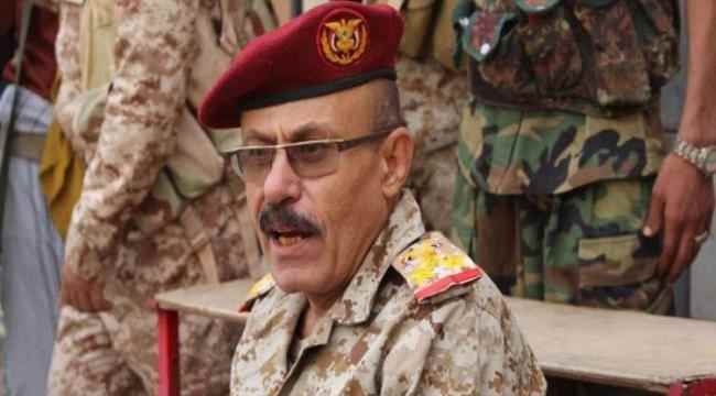 صادق سرحان يغادر تعز بشكل مفاجئ وتوقعات بتسليم المحافظة للحوثي