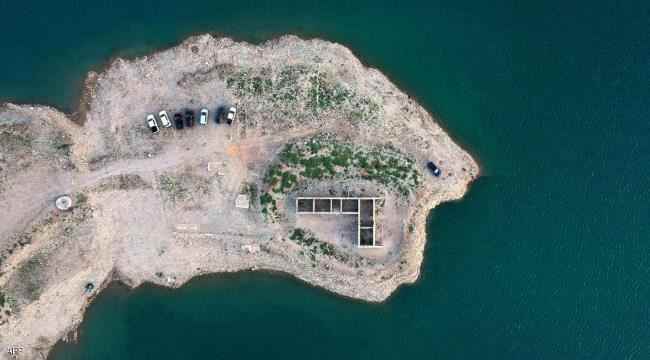 العراق.. "القرية الغارقة" تطفو بعد 36 عاما من اختفائها