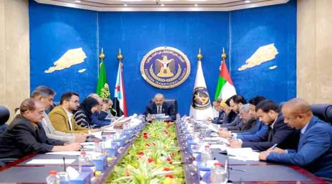 الانتقالي يطالب الحكومة بصرف المرتبات ويشيد بالتحرك الشعبي في شبوة