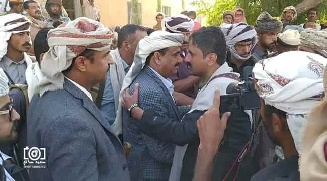 الجبواني يتقدم حشود من قيادات وكوادر انتقالي شبوة وبعض الشخصيات القبلية لزيارة الشيخ بن الوزير