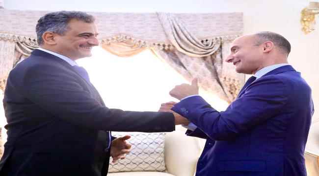 لملس يتلقي السفير الفرنسي ويستعرض معه مستجدات الأوضاع الاقتصادية بالعاصمة عدن