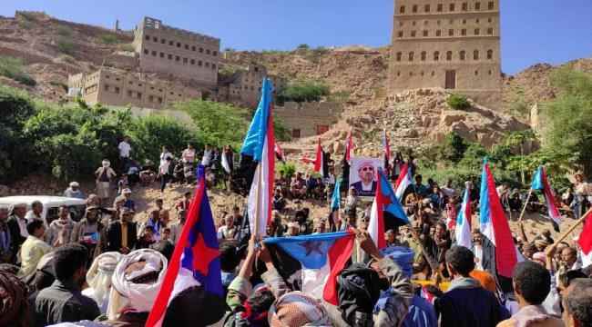 شبوة : توافد ابناء الصعيد الى مدينة يشبم للاحتفال بالذكرى 54 لعيد الاستقلال الجنوبي