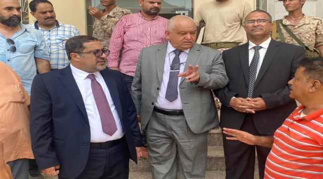 وزير الخدمة المدنية يلتقي وزيري العدل والشؤون الاجتماعية بالعاصمة عدن