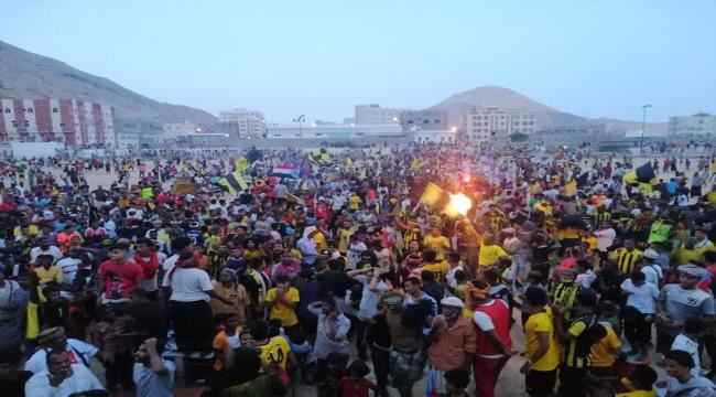 برعاية المجلس الانتقالي الجنوبي بمديرية المكلا ..اتحاد حي السلام يتوج بطلا لكأس 14 أكتوبر بتغلبه على استقلال روكب