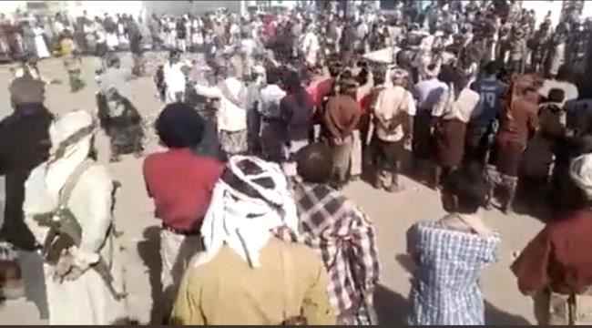 عاجل : توافد قبلي الى مدينة نصاب للمطالبة برحيل سلطة الإخوان من شبوة