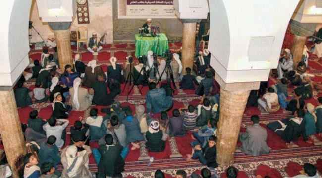 في حملة تجنيد جديدة.. خطباء ومعممو ميليشيات الحوثي يدعون من على المنابر لسرعة الانضمام الى جبهاتهم