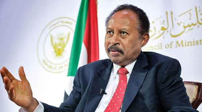 السودان..نقل حمدوك إلى "مكان مجهول" بعد رسالة دعت إلى "احتلال الشوارع"