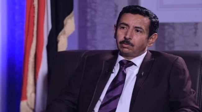 سياسي يمني : سيناريو بلطجة الإخوان في تعز يتكرر في محافظة شبوة