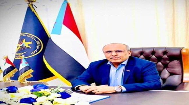 الكثيري : هناك قوى مأزومة تحاول استغلال غضب المواطنين في عدن والمكلا