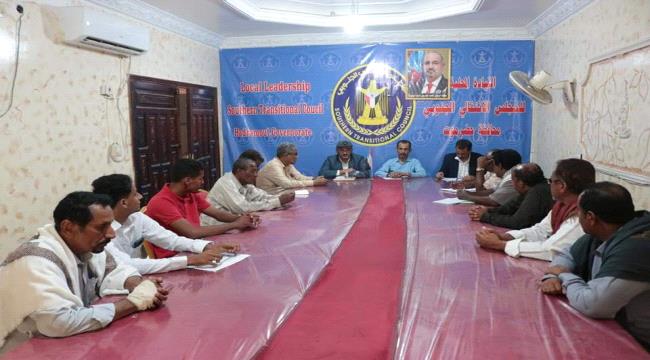 انتقالي حضرموت يناقش مع فريق الدائرة التنظيمية بالأمانة العامة آليات تفعيل العمل الإداري والتنظيمي