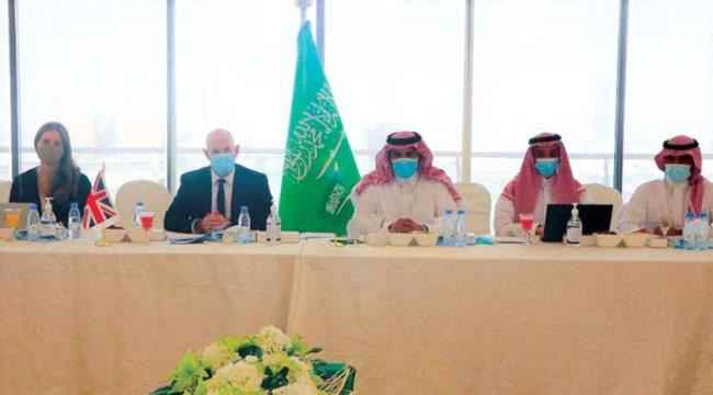 الشرق الأوسط: بيان رباعي يدعو الحكومة اليمنية إلى تحقيق الاستقرار الاقتصادي