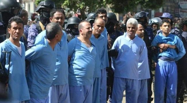 صحفي: الرد الأمثل على جريمة الإعدام بصنعاء هو تحرير الحديدة والساحل التهامي كاملا