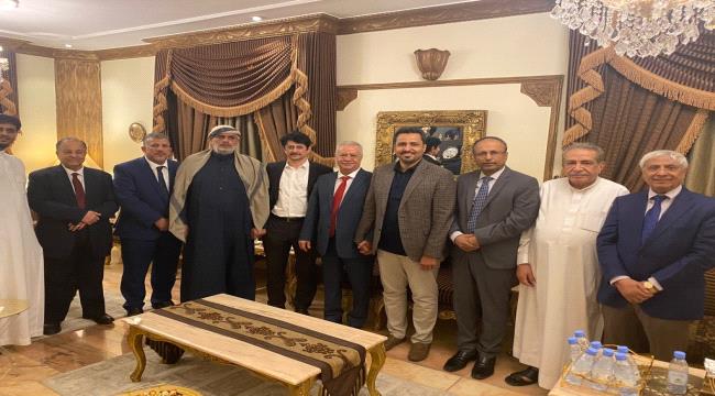 فريق الحوار الوطني الجنوبي يلتقي المستشار عبدالعزيز المفلحي