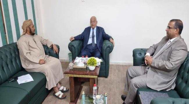 لقاء يجمع الوالي والزعوري والثقلي يناقش وضع أرخبيل سقطرى 