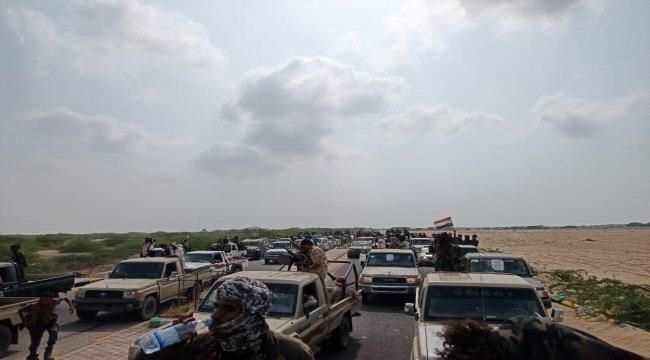 يحدث الان : مدير امن ابين وعدد من القيادات العسكرية يدخلون مدينة زنجبار