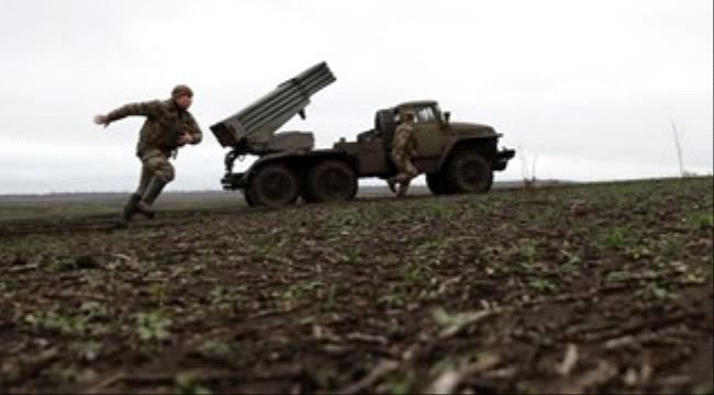 توقعات بانحسار الاحتجاجات الصينية.. وباخموت أكثر المعارك "وحشية" بأوكرانيا