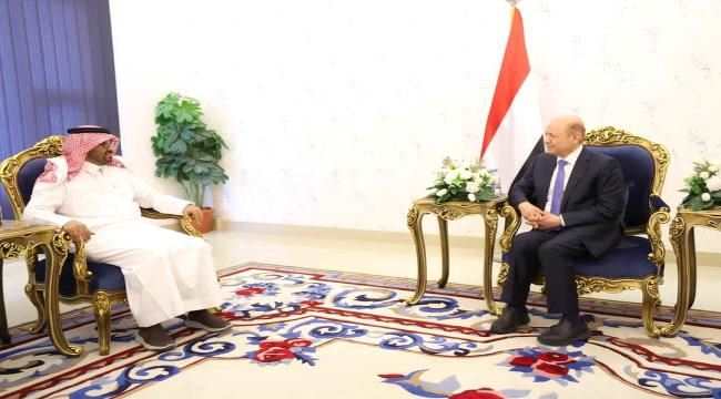 رئيس مجلس القيادة الرئاسي يستقبل رئيس الفريق السياسي والعسكري لدعم مجلس القيادة