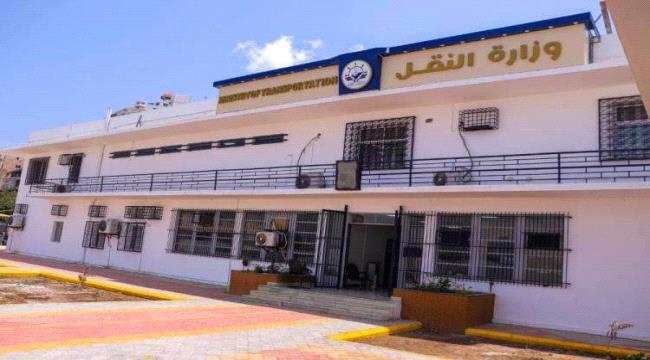 ما حقيقة احتجاز نجل وزير النقل في مطار القاهرة وبحوزته مليون دولار؟
