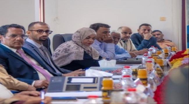 المدير التنفيذي لشركة النفط اليمنية يفتتح اللقاء التشاوري السنوي لمدراء الشؤون المالية بفروع الشركة
