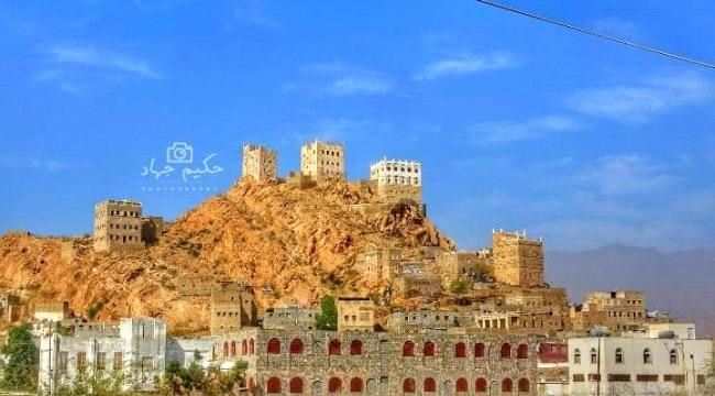 العمارة في زارة.. صورة منسية لدولة العواذل