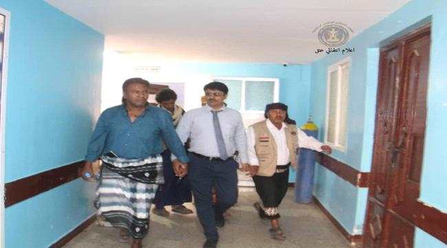انتقالي شبوة يطمئن على جرحى العمالقة في مستشفى عتق