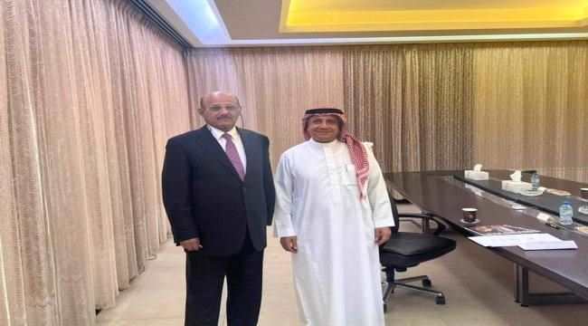 ابوظبي..محافظ البنك المركزي يلتقي رئيس الصندوق العربي 