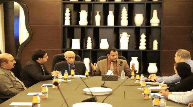 وزير التربية يناقش مع أكاديمية الملكة رانيا لتدريب المعلمين  الاحتياجات التدريبية للمعلمين 