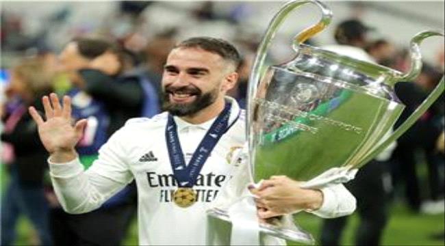 كارفاخال يكشف سر تفوق ريال مدريد في النهائيات