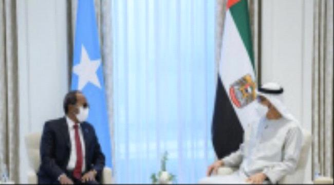 قرقاش يعلق على لقاء رئيس الإمارات مع نظيره الصومالي 