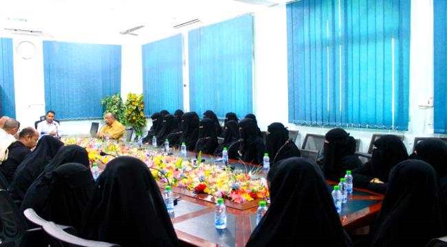 وكيل أول الوزارة مدير تربية حضرموت يلتقي بإدارات المراكز والجمعيات من ذوي الإحتياجات الخاصة بمديرية الشحر